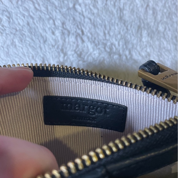 Margot Black Leather Wallet - Picture 9 of 10